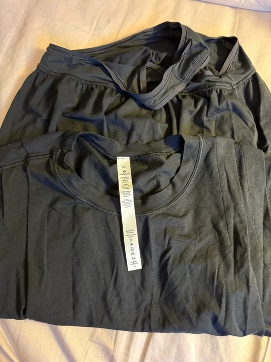 Lululemon - Picture 6 of 7